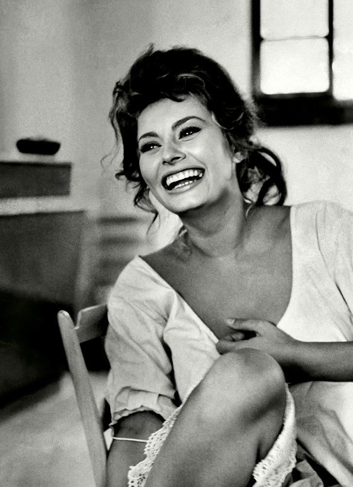 Alfred Eisenstaedt, Sofia Loren, Camera Torino Impulsi Creativi https://www.impulsicreativi.it/